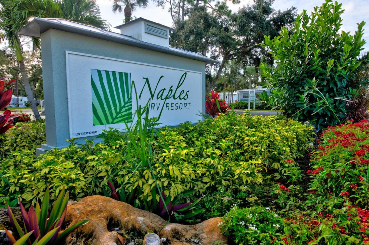 Naples Rv Resort Naples Manor Exteriér fotografie